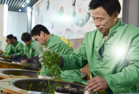 重庆歪胖子老火锅经营模式分析,重庆火锅经营技巧