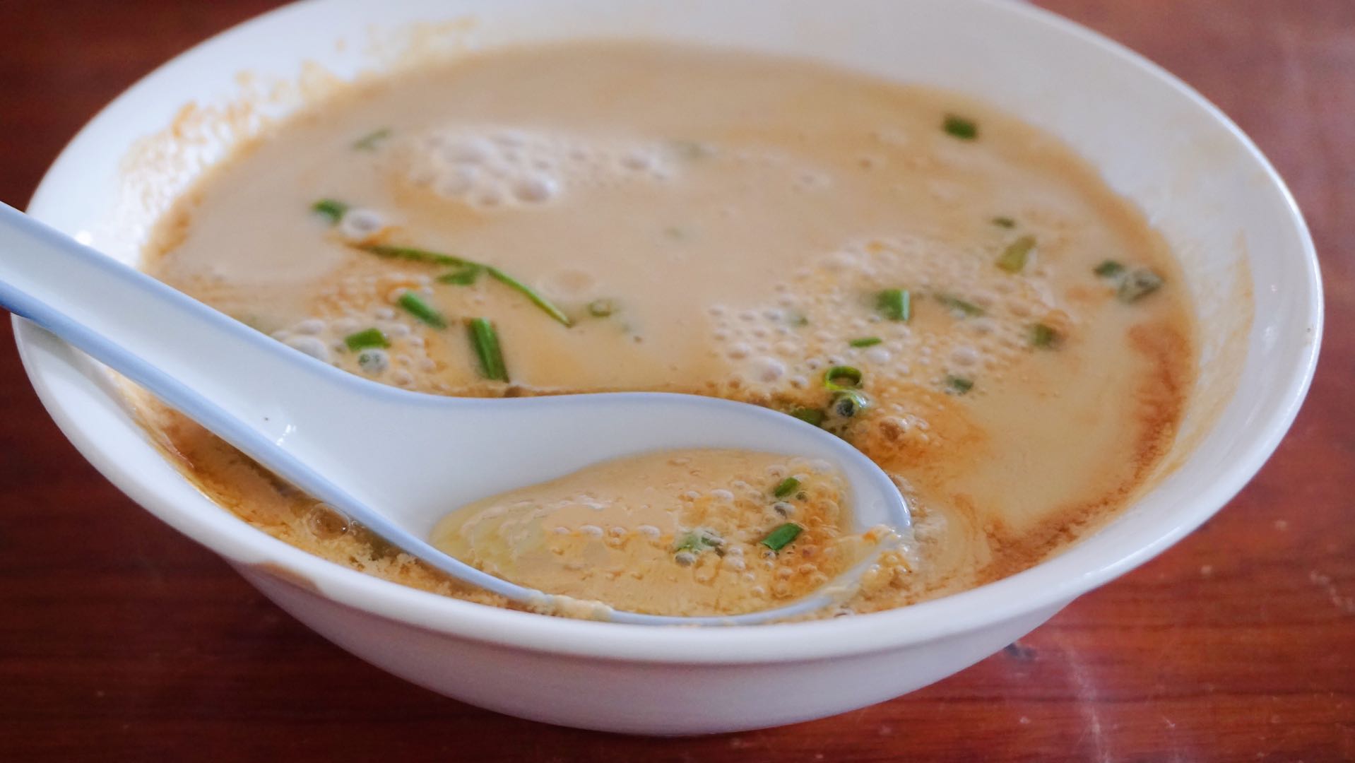 一家不到10平米的店,一家不足10平方小店