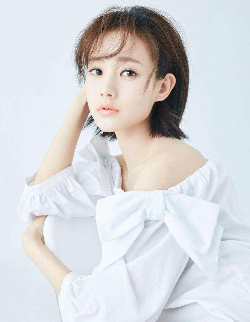 李一桐为什么火不过白鹿,李一桐为什么会火