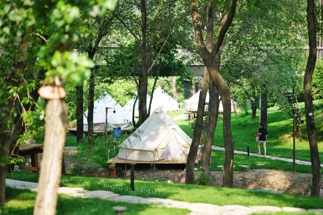 把古北水镇当景点就大错而特错了，你成功地浪费了所有时间和金钱