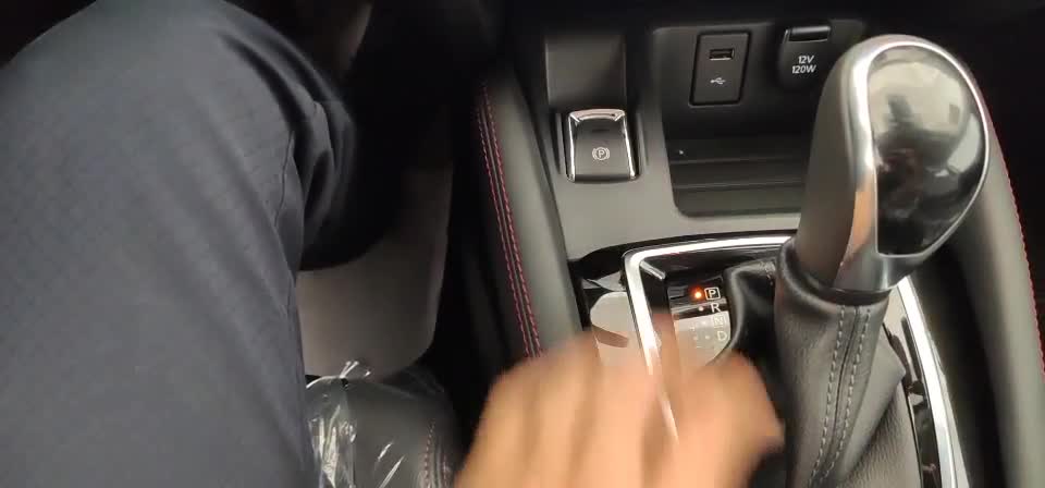 逍客电子手刹老是怕没拉,逍客自动驻车电子手刹