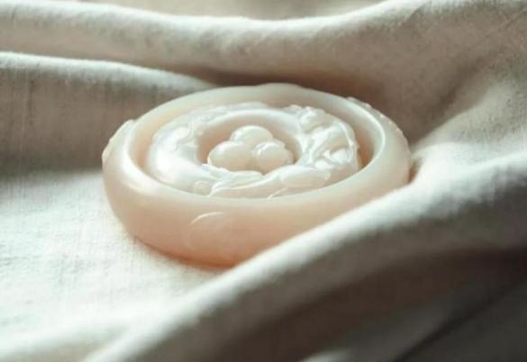 和田玉的十大误区,买和田玉上当