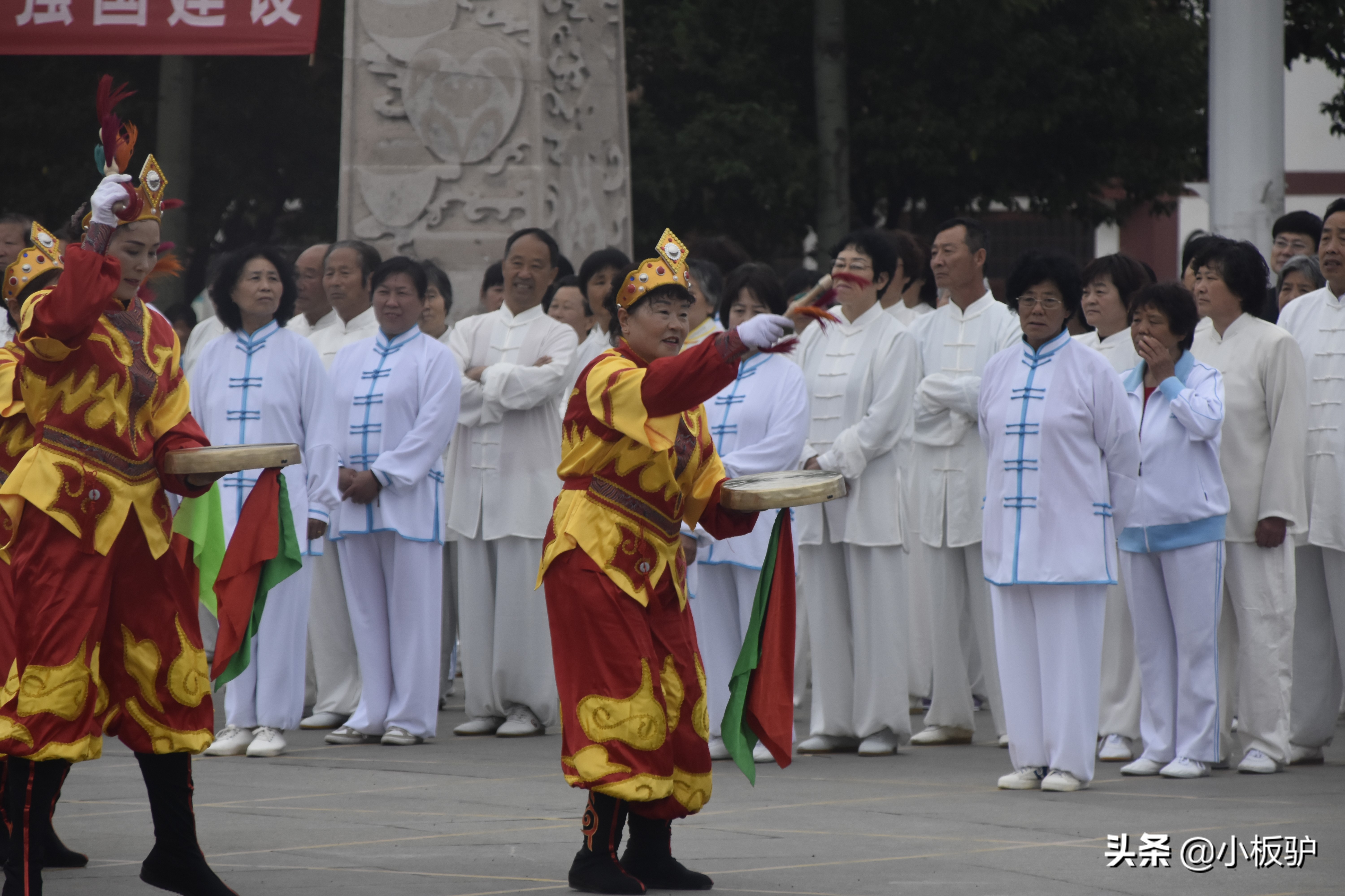 激情锣鼓表演,秧歌威风锣鼓表演完整版