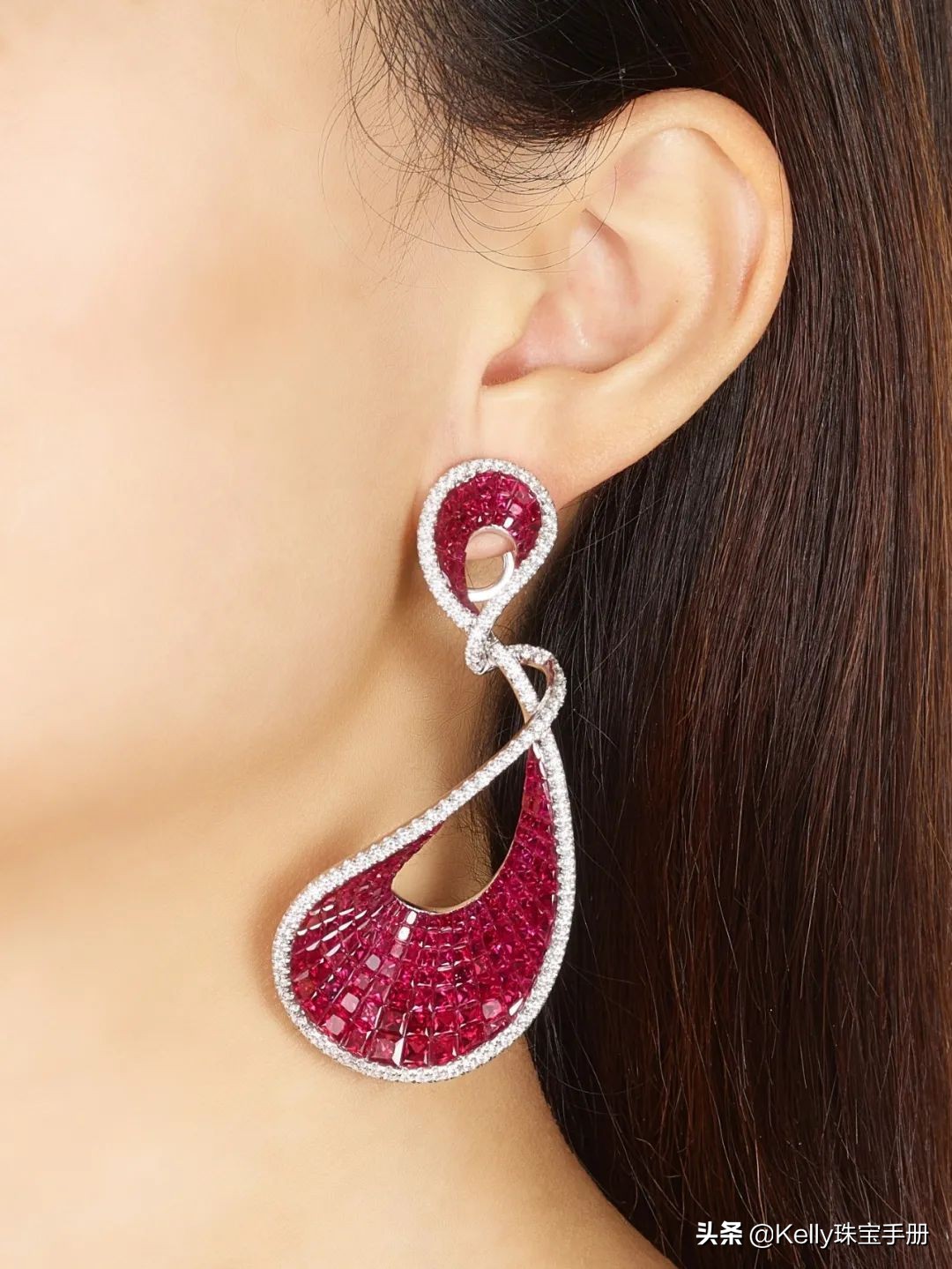 翡翠原来还能这样设计,近几年翡翠界的惊天巨作