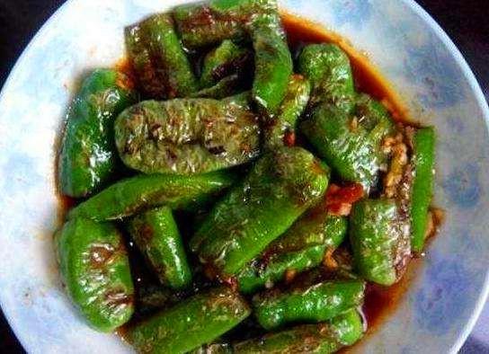 做虎皮青椒一定要控干水分吗,做虎皮青椒后的油黑怎么办