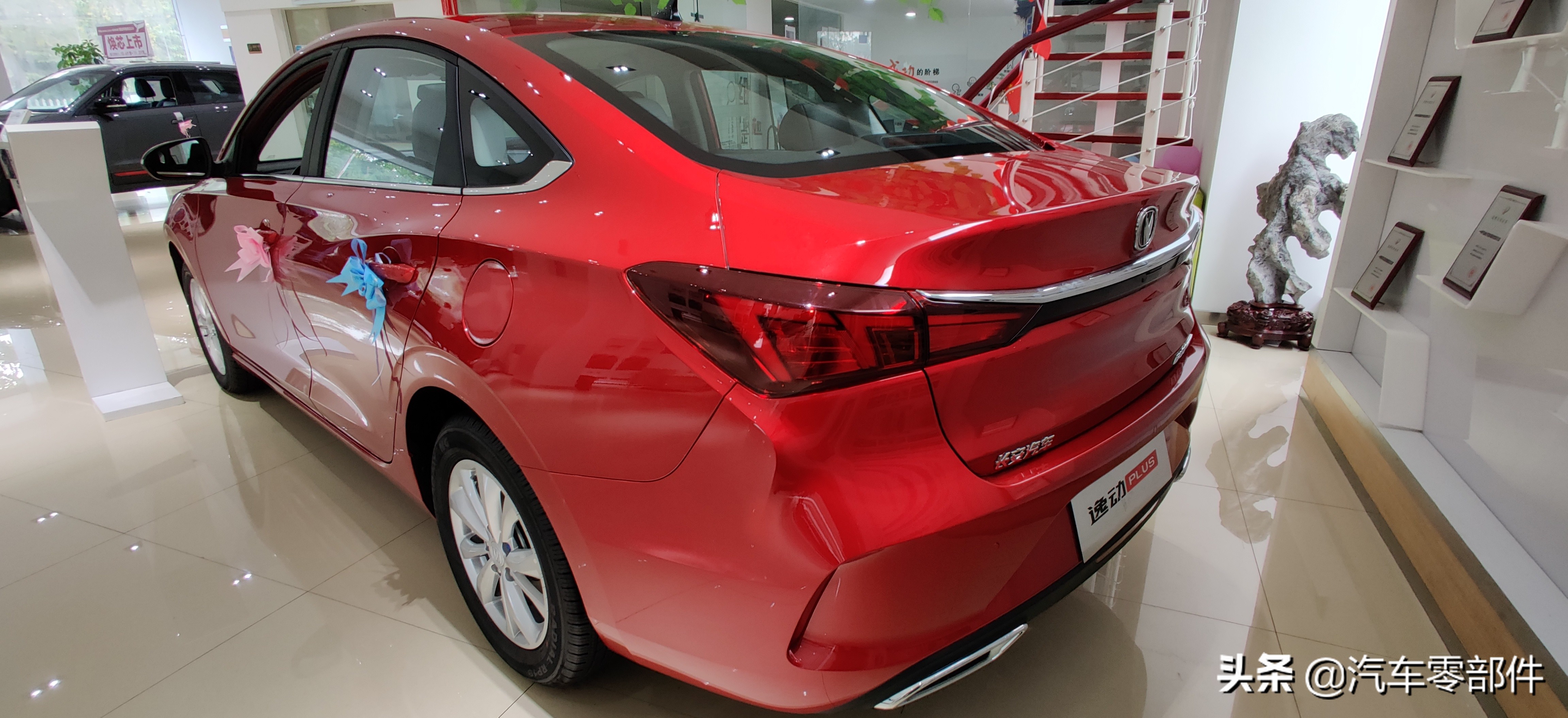 长安逸动plus和55plus选哪个更好,长安逸动plus跟艾瑞泽5plus哪个好