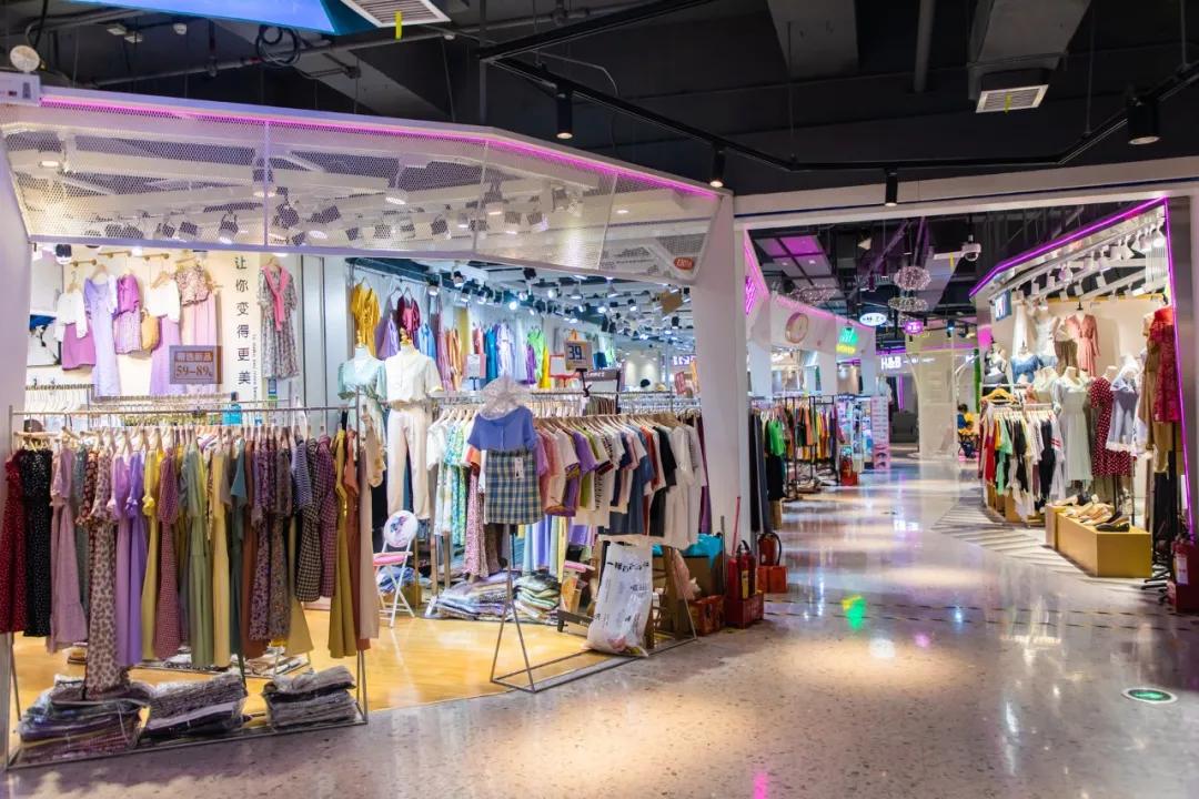 七八年没逛一个地方,江门地王广场动漫星城