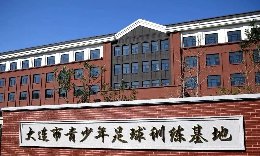 PP深度-大连一方疯狂烧钱还是保级队！昔日足球城没人才了吗？