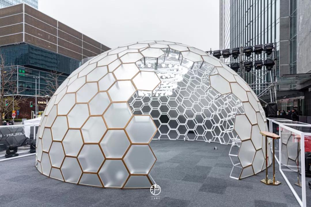 霸屏来袭！来娇兰“星球”，绽放你所有的美丽