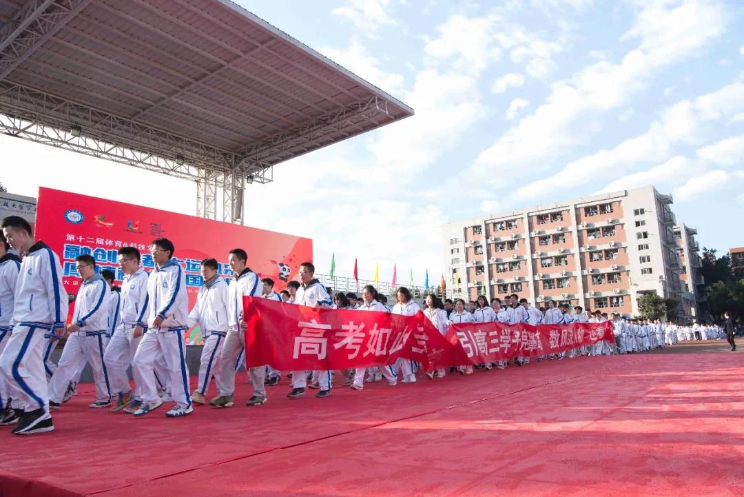 机器人在技能大赛上尬舞,世界机器人舞冠军挑战赛