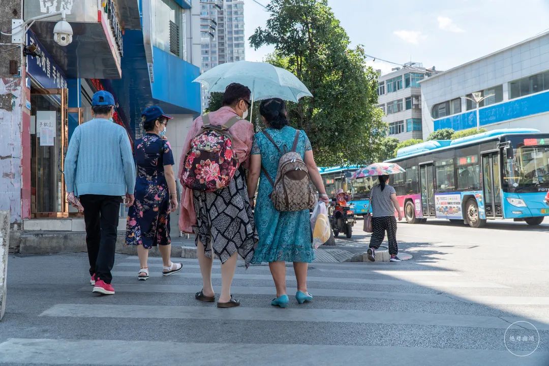 善食斋素食自助曲靖,曲靖市麒麟区素食自助餐厅