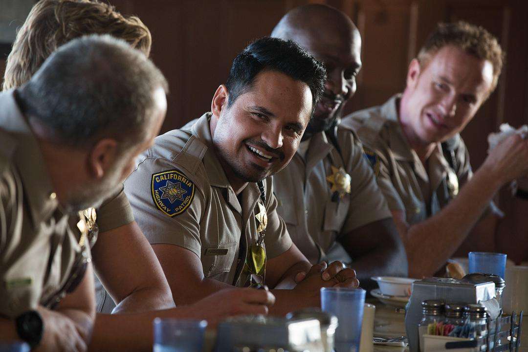 10部哈哈哈的喜剧片，躺着笑出腹肌！你看过几部？