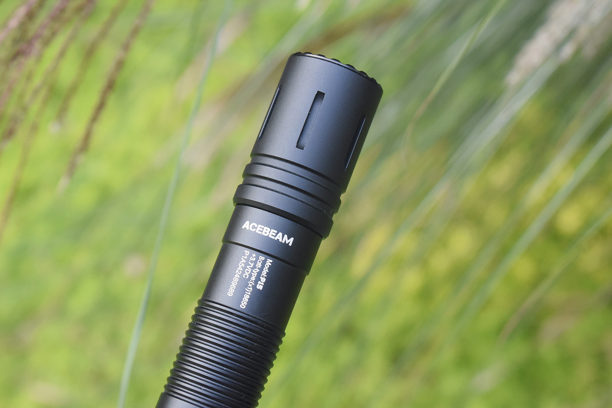 acebeam捍卫者p15手电测评,acebeamp15捍卫者战术手电