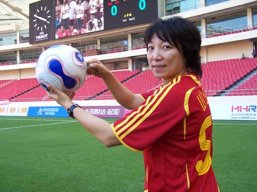 国际足联21世纪最佳球员孙雯,铿锵玫瑰孙莹