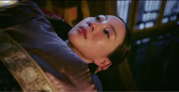 谢依霖卸货后照片,谢依霖首晒妊娠斑