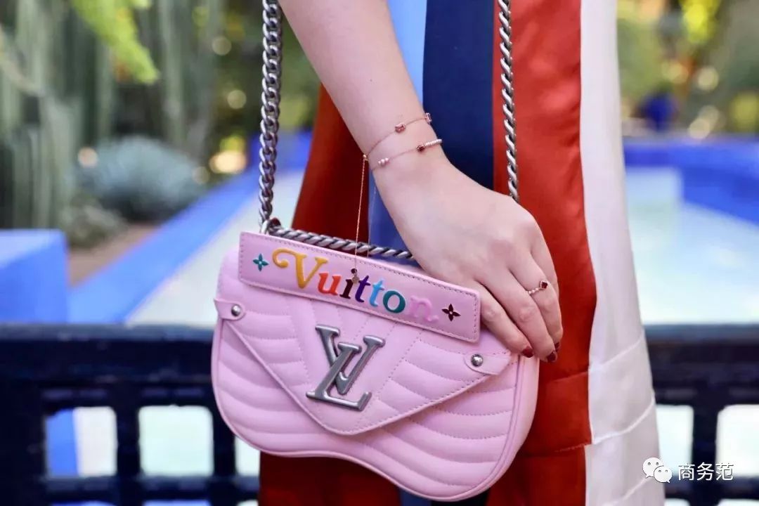 lv是软还是硬,lv是不是从不打折