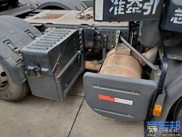 全球十大重卡牵引车排名,新款霸龙重卡牵引车