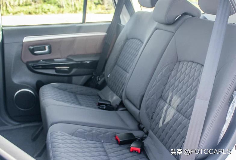 哈弗h52.0t高功率版越野视频,哈弗h5新款12.28万配置