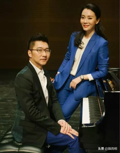 陈数老公回应搂女生惹争议,陈数老公赵胤胤一见钟情