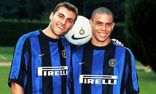 足球转会历史,桑德兰为什么掉到英甲了