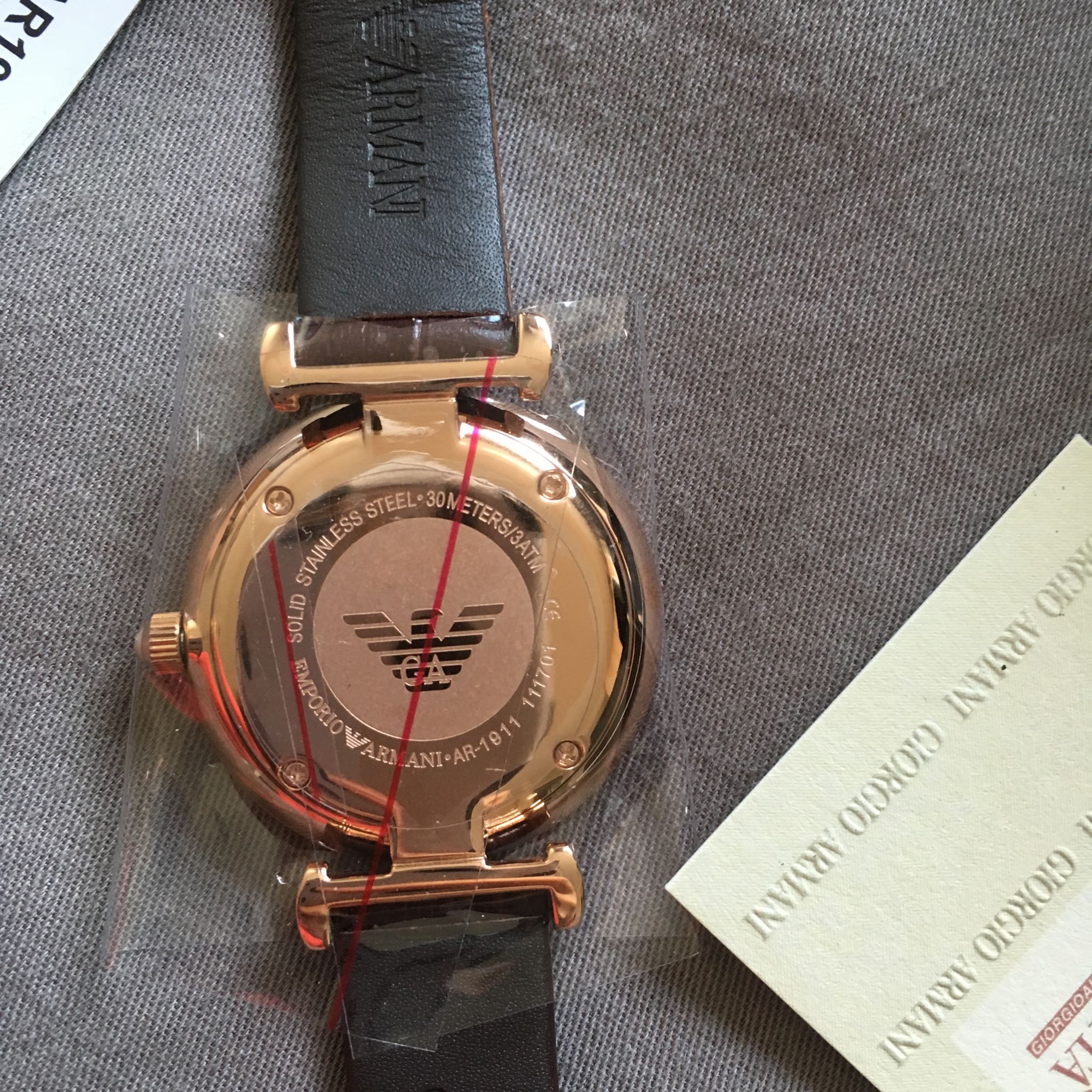阿玛尼女士手表官方表带,阿玛尼手表怎么样