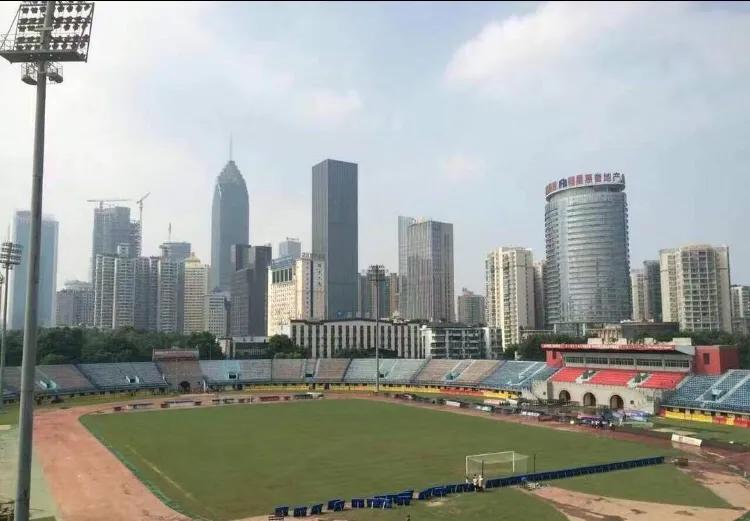 武汉卓尔队现场观看,武汉卓尔足球队球场