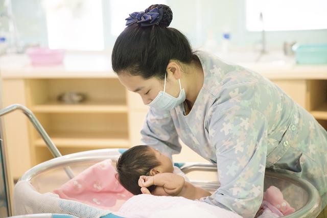 月子坐好了年轻不显老,月子如何坐能更好恢复