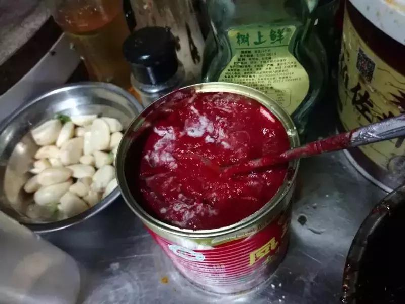 宁波步行街事件,宁波大街上发生的事