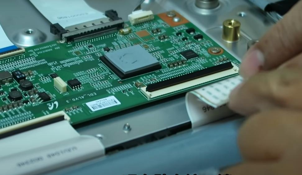 液晶电视花屏还值得修吗,液晶电视花屏维修直播