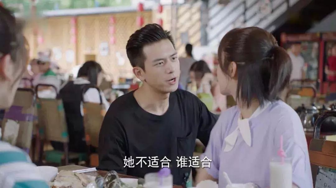 李现勾勾手完整版,李现采访暗示有女友了吗