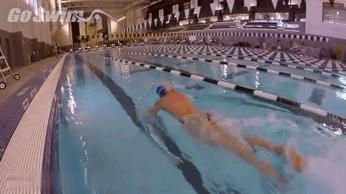 游泳腿怎么浮起来不沉下去,游泳时腿总往下沉是啥原因