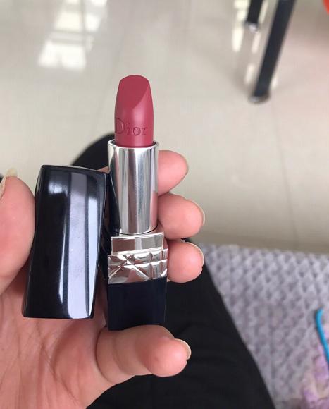 迪奥740999,迪奥999和740哪个色号好看