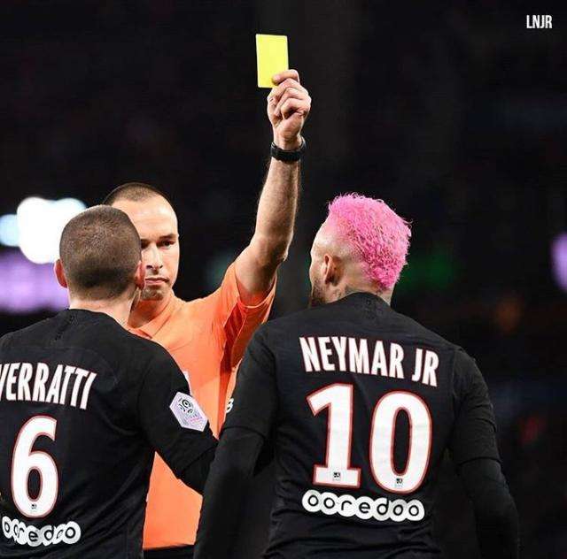 内马尔被恶意犯规合集,内马尔禁区秀极限操作