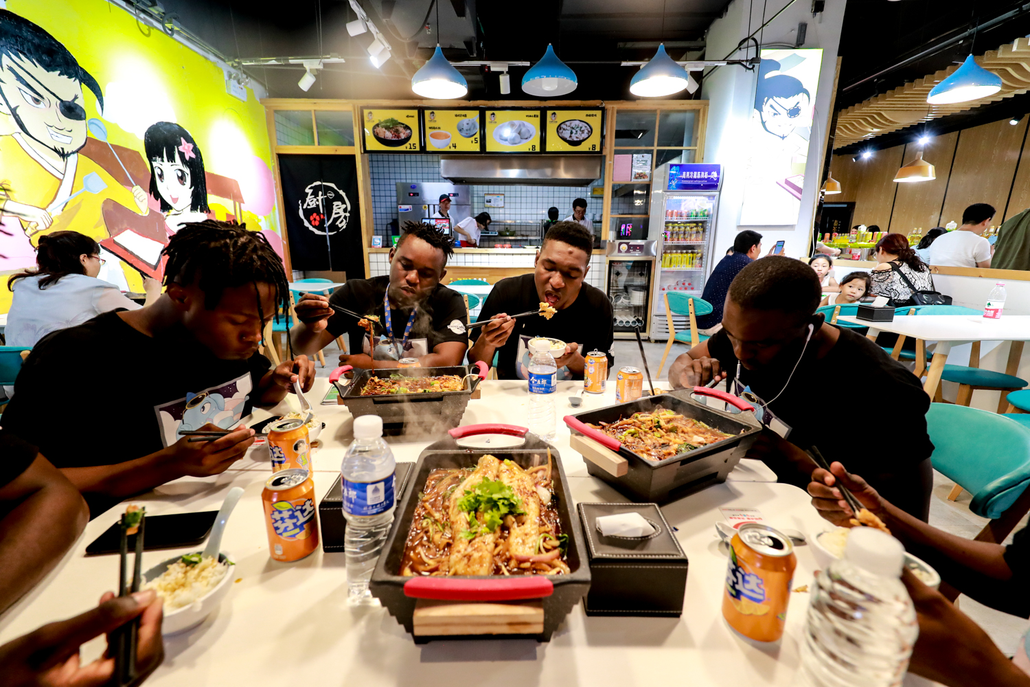 庄里新开的商场,庄里的商场