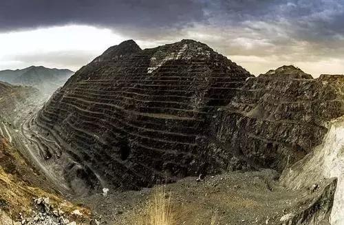 钨矿采矿工艺,中国钨矿山及选矿工艺