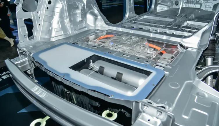 23款极氪001100度电续航测试,极氪001超长续航双电测试