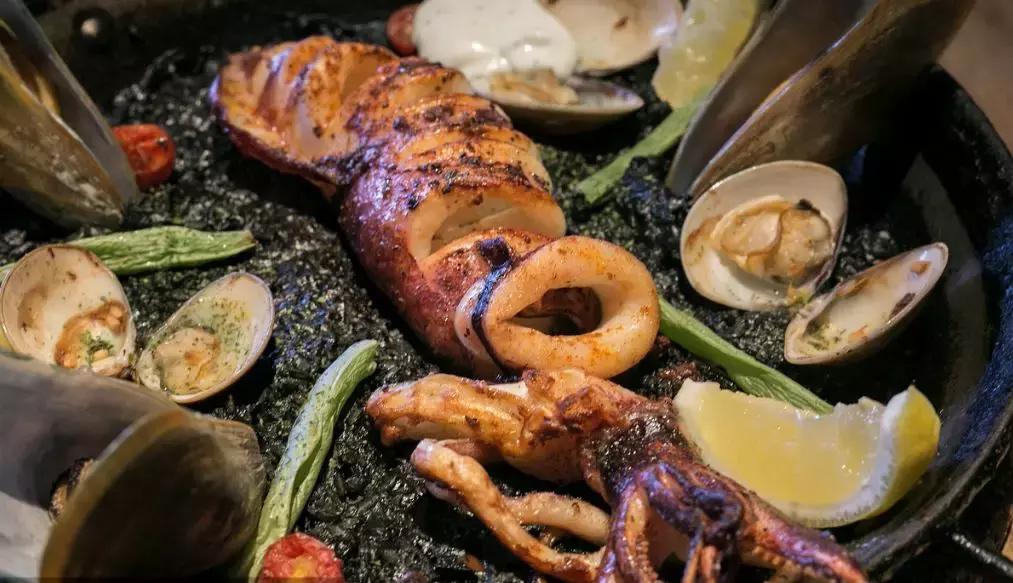 章鱼墨鱼鱿鱼该怎么分清呢,章鱼鱿鱼乌贼怎么分类