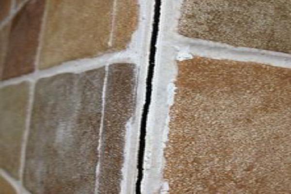 装修厨房烟道要怎么清洗,已经装修完烟道密封解决方法