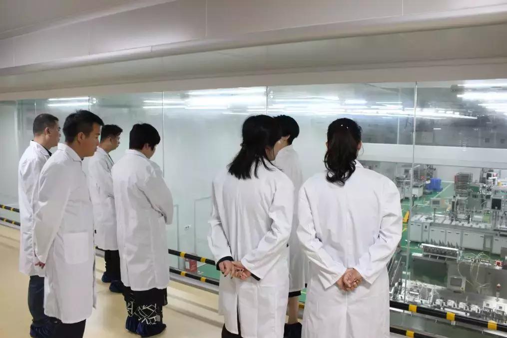 鑱氭ⅵ鍓嶈鑺傜洰,鑱氭ⅵ鍓嶈