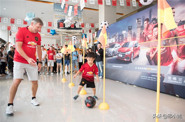 王涛解说拉什福德助攻2分钟就卖出一辆雪佛兰