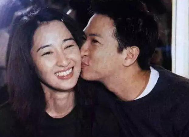 张家辉关咏荷夫妻近况,张家辉关咏荷结婚