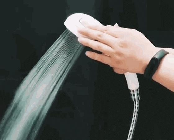 这辈子的澡都白洗了！日本336个增压细密喷射孔，洗澡比SPA还舒服