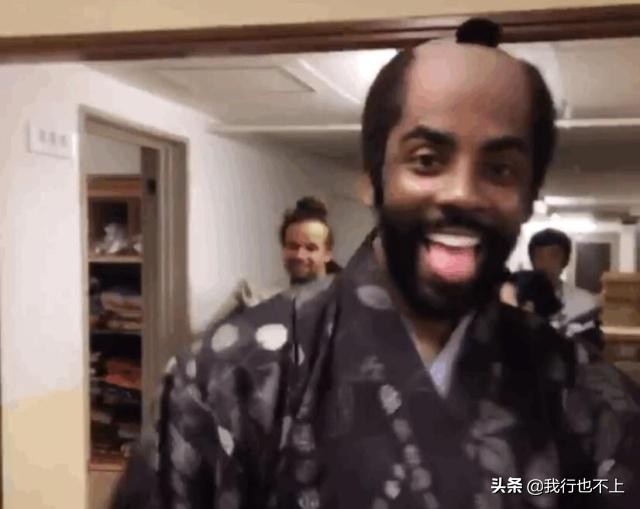 大的要来了？欧文发推：保持冷静，然后你们就什么都知道了