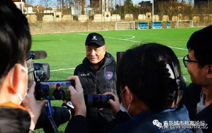 青岛海牛球迷海纳百川,青岛足球海牛球迷