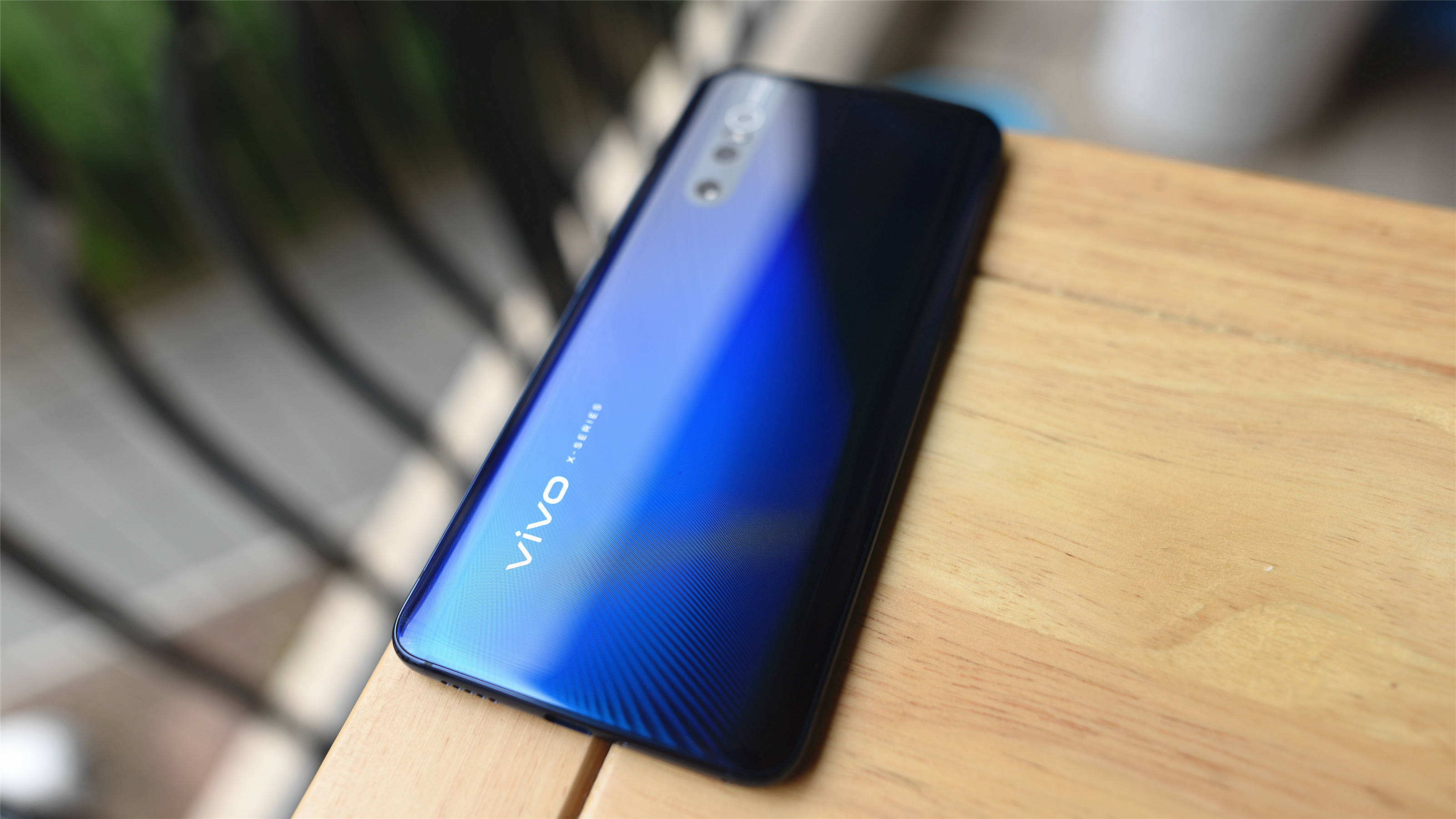 vivox27手机最大的亮点,vivox27全面屏体验怎样