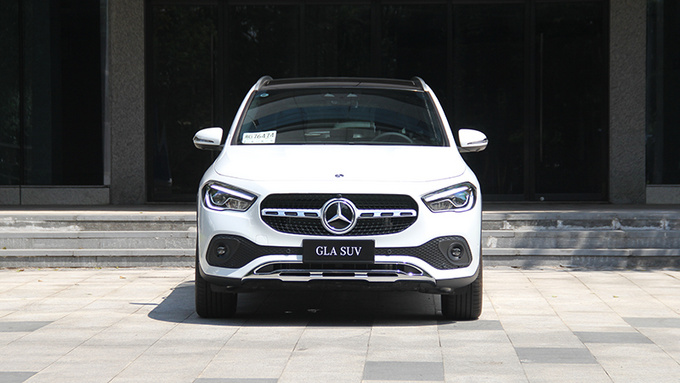 奔驰gla200排量多大,奔驰gla2004matic