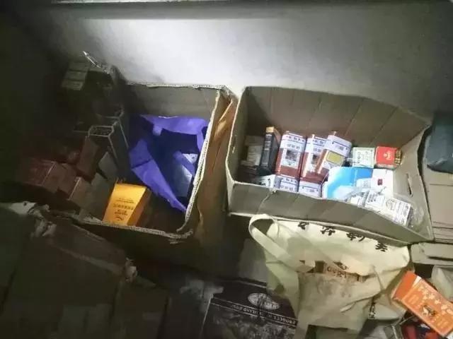 查获1000克假冰毒,警察查获冰毒