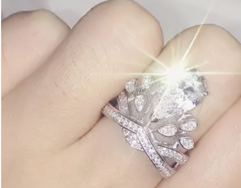 结婚有必要买钻戒吗,结婚戒指买黄金的还是钻戒