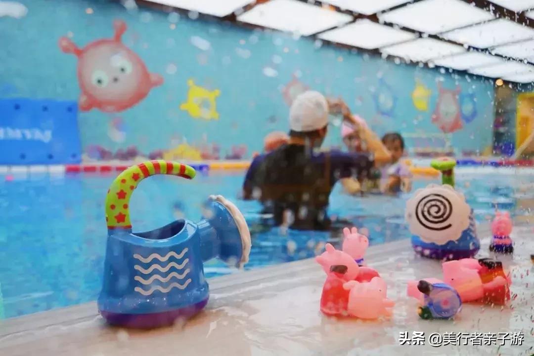 室内可戏水的儿童游泳馆,水中小超人