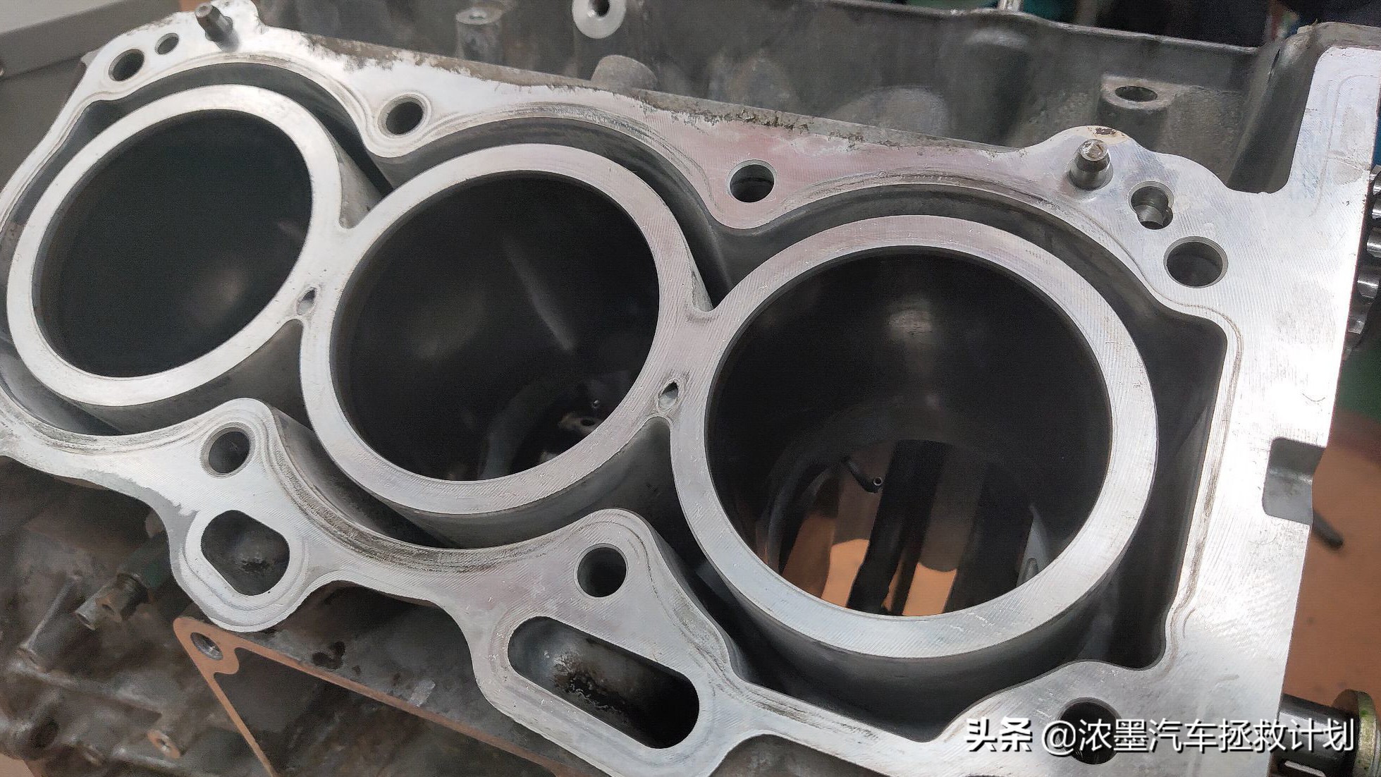 日系五菱之光,日系最好的三款车丰田皇冠